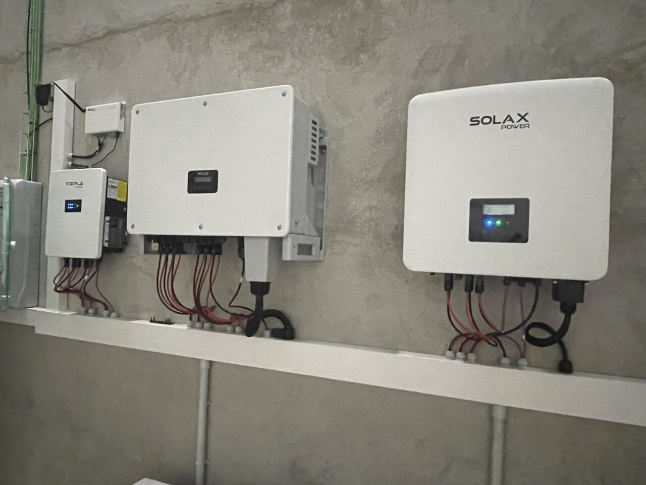 1748249697463671.jpg 2 (1).jpg