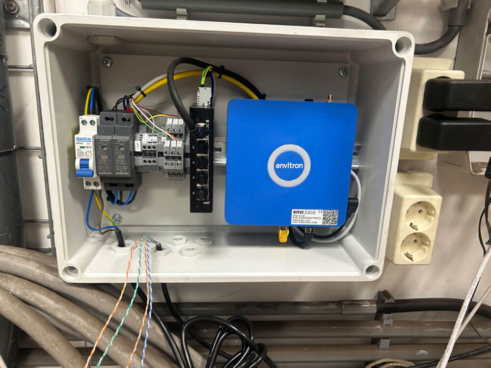 1748316495148310.jpg 88.jpg